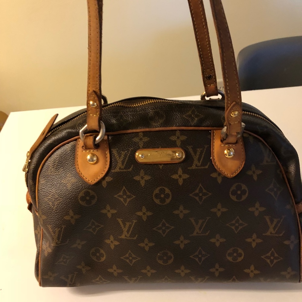 🌹sold🌹Louis Vuitton montergueil pm